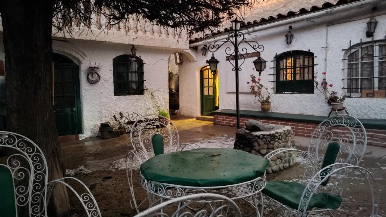 Casa De Huespedes Maria Victoria 호텔 포토시 외부 사진