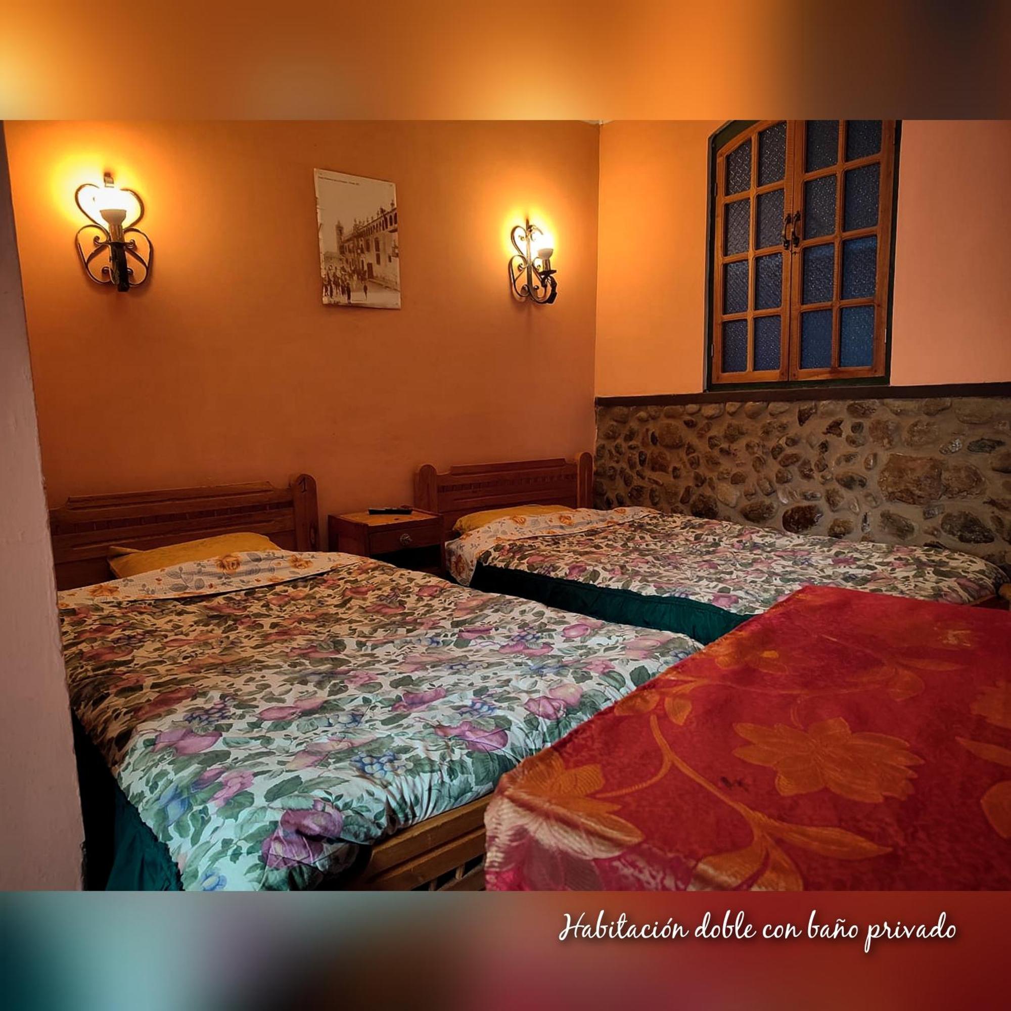 Casa De Huespedes Maria Victoria 호텔 포토시 외부 사진